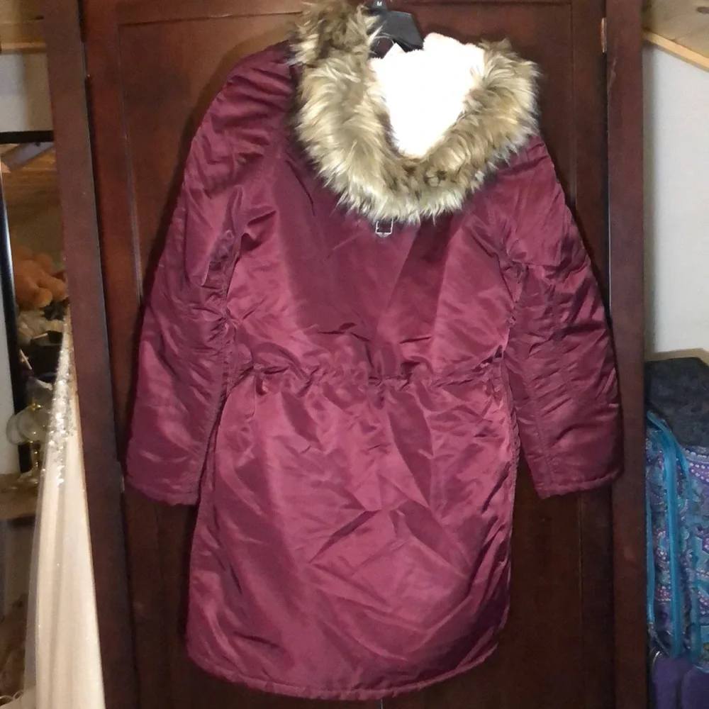 NWT!! American Eagle Maroon Winter Coat! - Picture 4 of 9